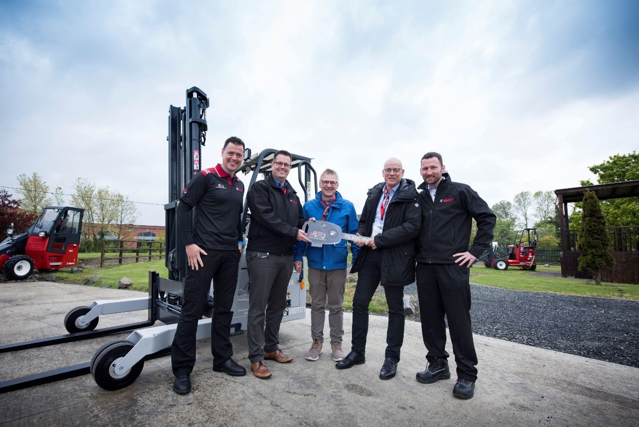 No momento, você está visualizando HIAB chega a marca de 75000 empilhadeiras MOFFETT produzidas