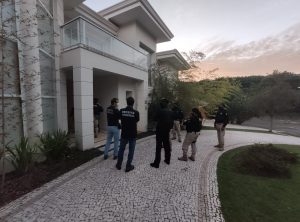 Leia mais sobre o artigo Força-tarefa deflagra 2ª fase da Operação Arinna mirando adulteração de combustível