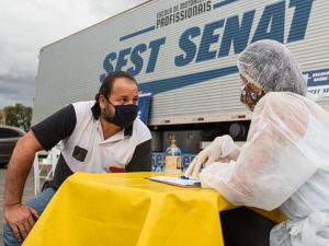 Leia mais sobre o artigo Cuidados com a saúde dos motoristas podem reduzir número de acidentes no trânsito