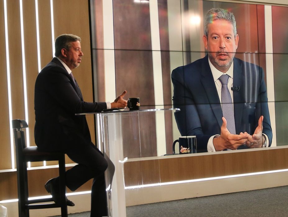 No momento, você está visualizando Lira diz que buscará fazer a reforma tributária possível