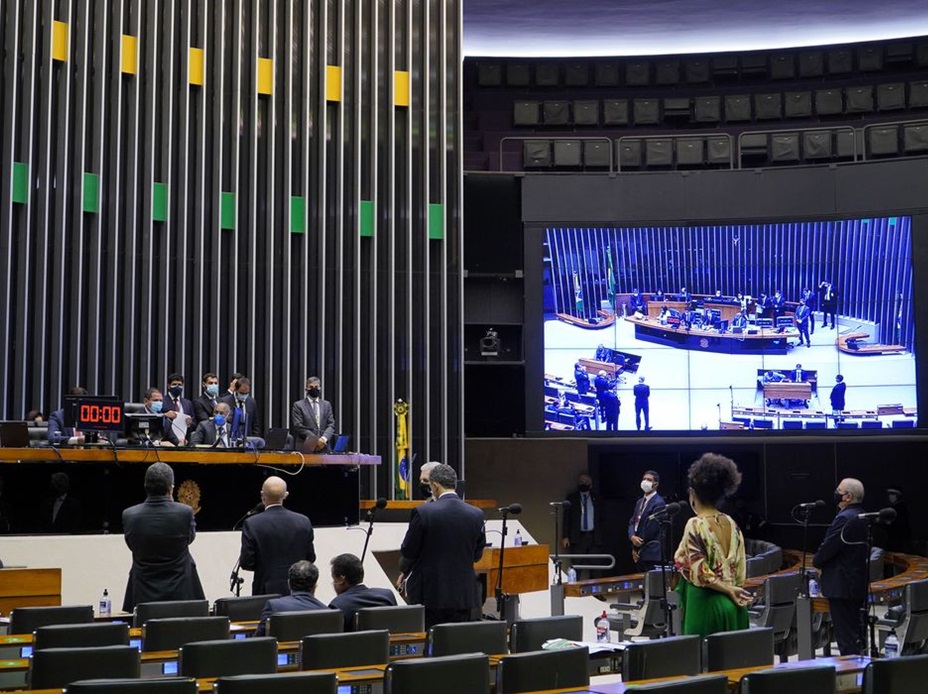 No momento, você está visualizando Câmara aprova PL que torna permanente o Pronampe