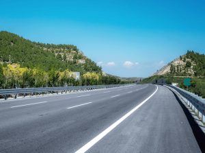 Leia mais sobre o artigo Governo de SP lança edital para concessão das Rodovias do Litoral, com leilão em 15 de setembro