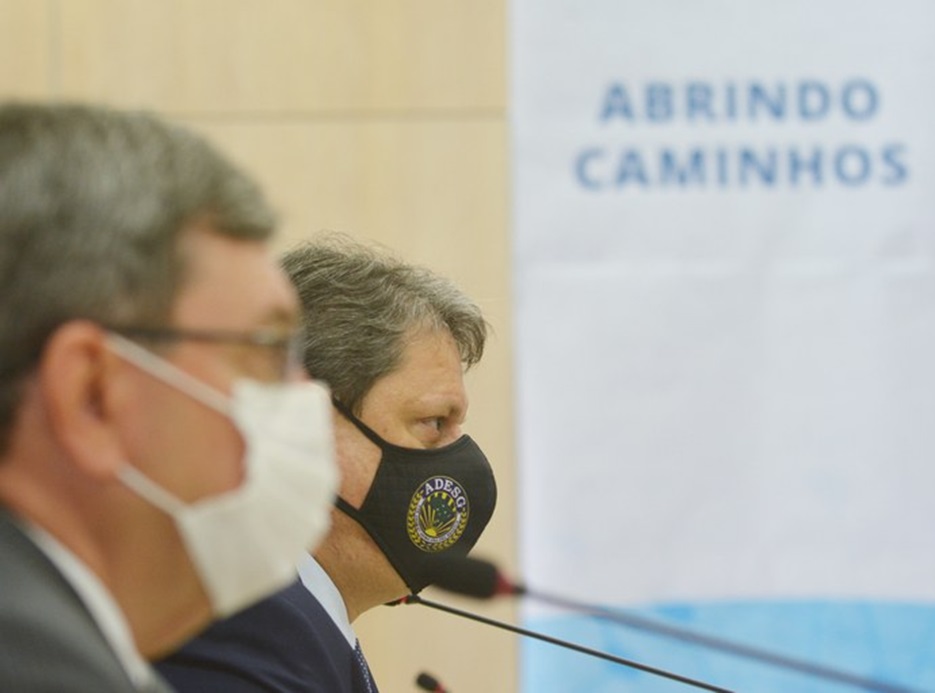 No momento, você está visualizando Excelência do trabalho do DNIT permite inovação na infraestrutura, afirma Tarcísio