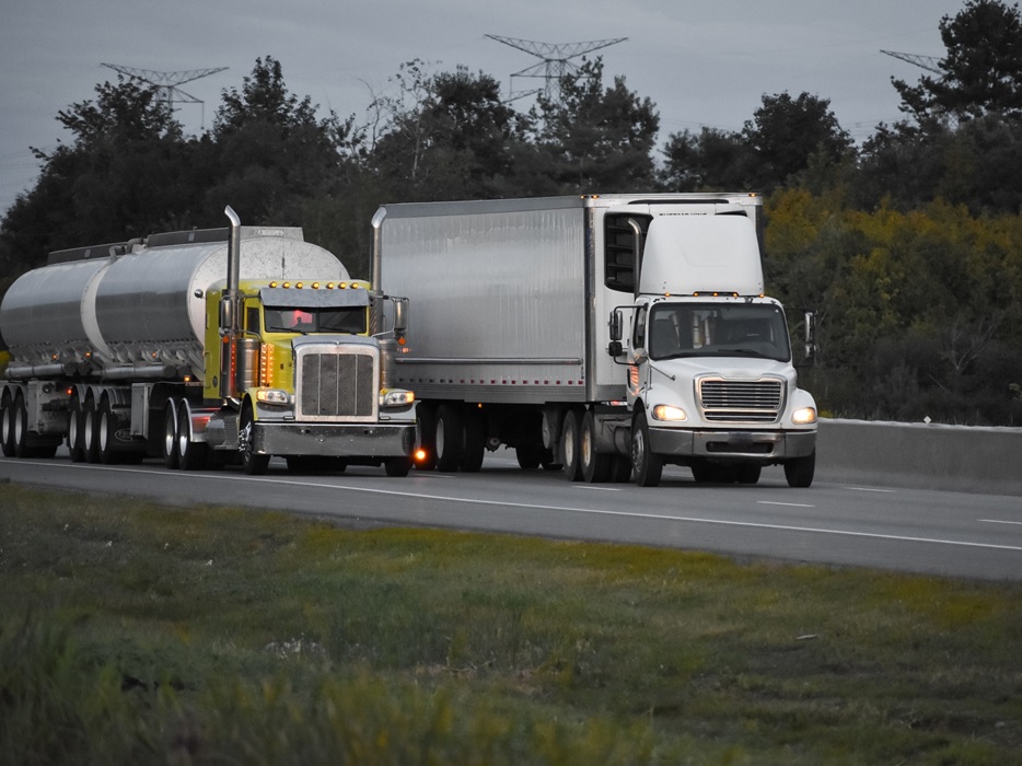 No momento, você está visualizando Consórcio de caminhões já soma R$5,3 bi, em 2021