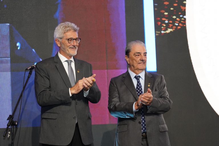 Leia mais sobre o artigo Em noite de homenagens, NTC&LOGÍSTICA realiza 34ª edição da Medalha de Mérito do Transporte – NTC