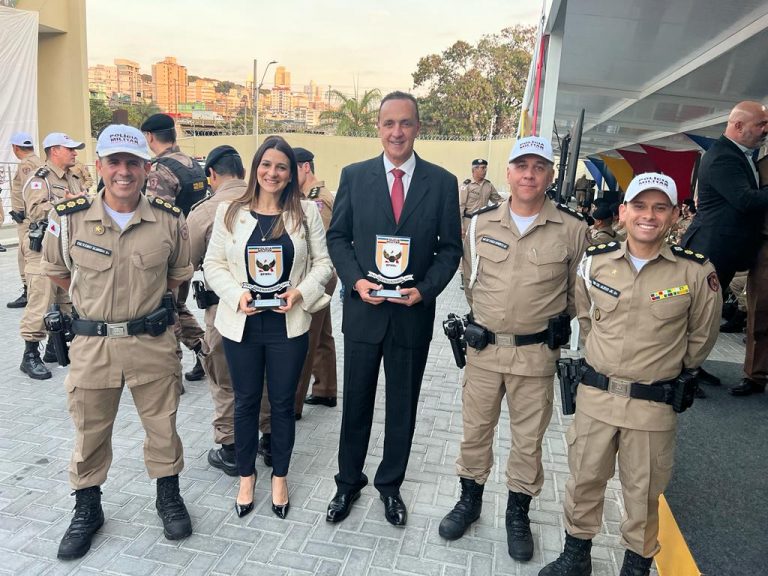 Leia mais sobre o artigo Polícia Militar Rodoviária de Minas Gerais homenageia SINDIPESA em evento de comemoração aos seus 52 anos