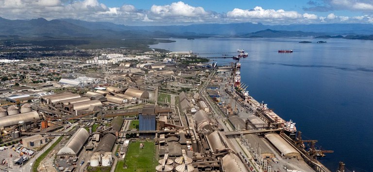 Leia mais sobre o artigo ANTT realiza visita técnica aos Portos do Paraná para fortalecer integração logística