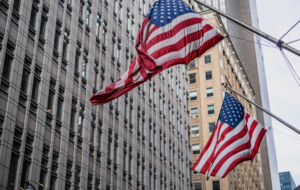 Leia mais sobre o artigo Trump ameaça China com tarifas adicionais de 50% após Pequim retaliar