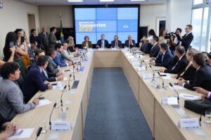 Leia mais sobre o artigo Ministério dos Transportes entregará ao TCU projeto para otimização de contrato na BR-101 em Santa Catarina