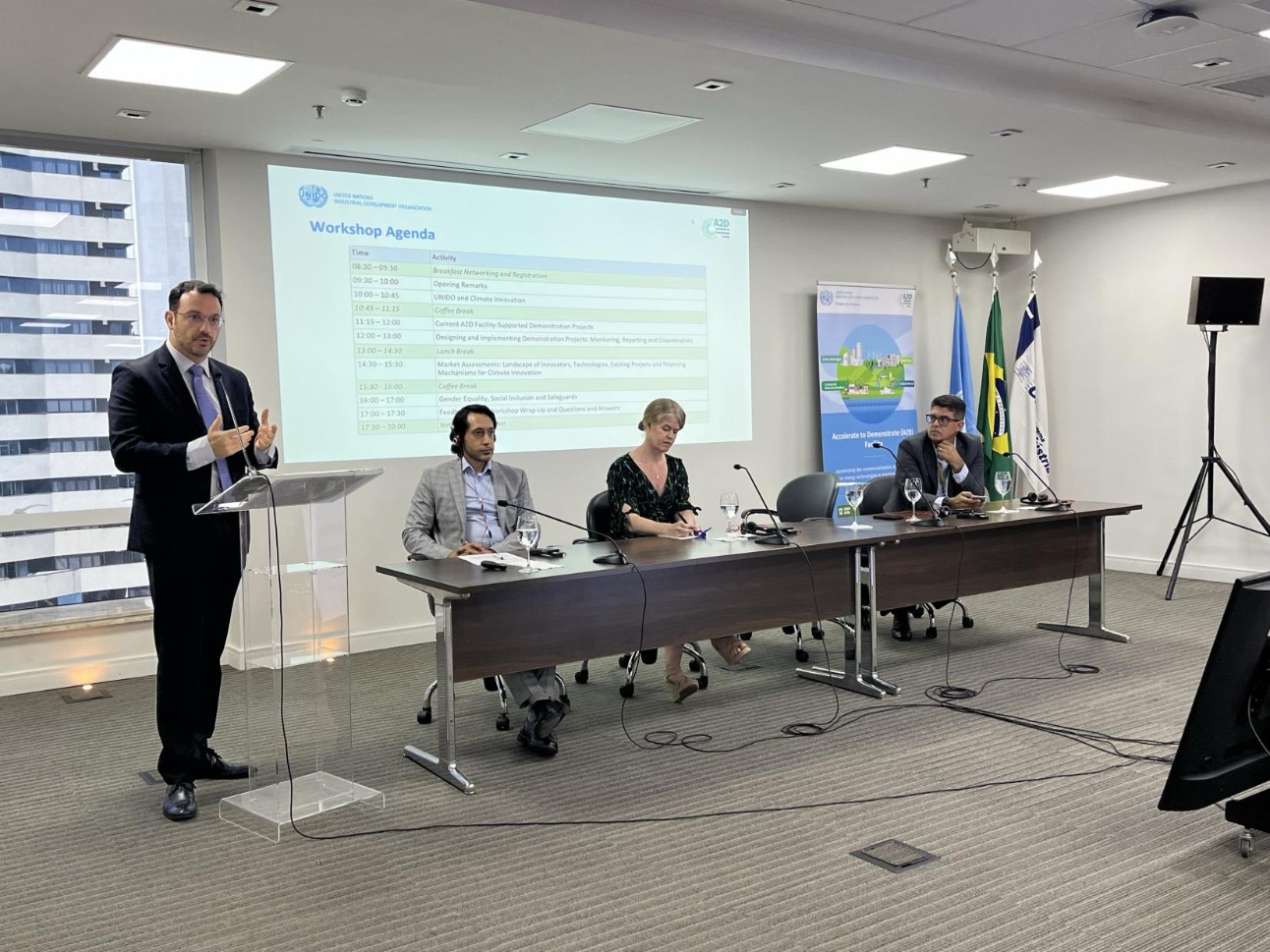 No momento, você está visualizando UNIDO, CNI e Reino Unido realizam workshop para impulsionar projetos inovação industrial