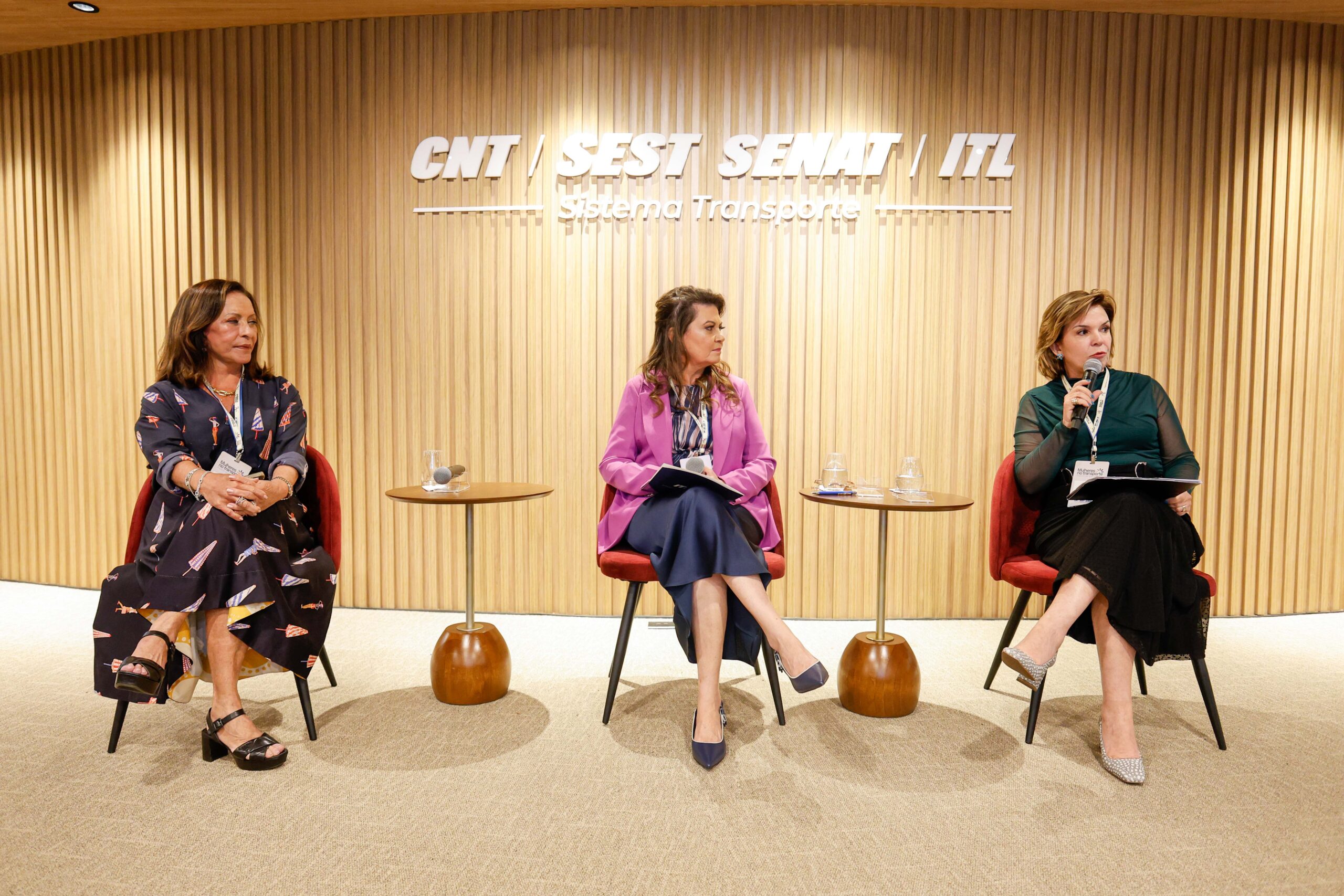 No momento, você está visualizando Evento do Sistema Transporte reforça a importância do protagonismo feminino no setor