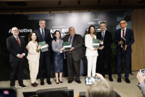 Leia mais sobre o artigo Coalizão para a Descarbonização dos Transportes propõe plano para reduzir em 70% as emissões do setor até 2050