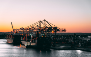 Leia mais sobre o artigo Sul de SC vira rota estratégica para escoamento de cargas no Brasil