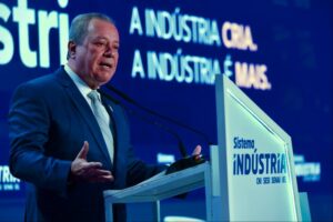 Leia mais sobre o artigo Indústria precisa voltar ao protagonismo para puxar crescimento econômico e melhoria na qualidade de vida do brasileiro, diz presidente da CNI