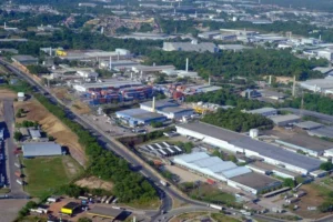 Leia mais sobre o artigo Falta de infraestrutura trava potencial da Zona Franca