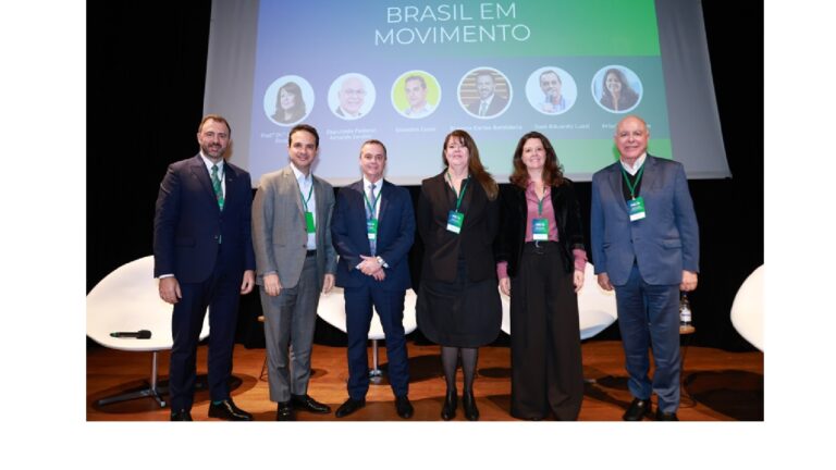 Leia mais sobre o artigo Estudo aponta biocombustíveis como solução imediata para descarbonizar transporte no Brasil