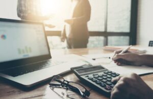 Leia mais sobre o artigo Focus: mercado reduz projeção de inflação para 2025 e vê PIB maior em 2026