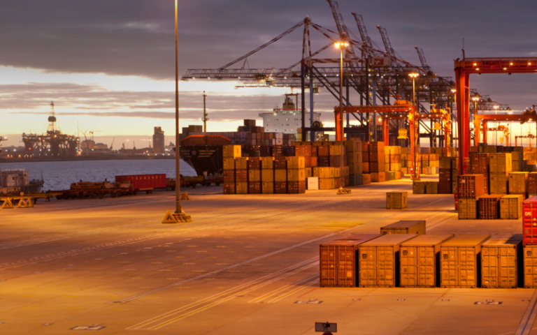 Leia mais sobre o artigo Tarifas de Trump: veja quais taxas estão valendo e quais estão programadas