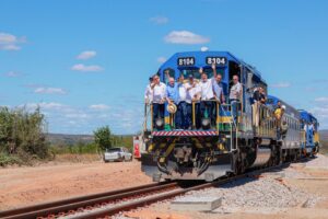 Leia mais sobre o artigo Projeto estratégico para acelerar o desenvolvimento do Nordeste, Transnordestina recebe mais R$ 1,4 bilhão do Governo Federal