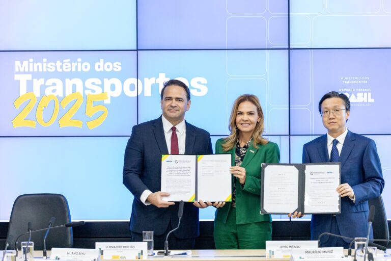 Leia mais sobre o artigo Corredor bioceânico: parceria entre Infra S.A. e estatal chinesa viabiliza estudos para nova rota ferroviária entre Brasil e Pacífico