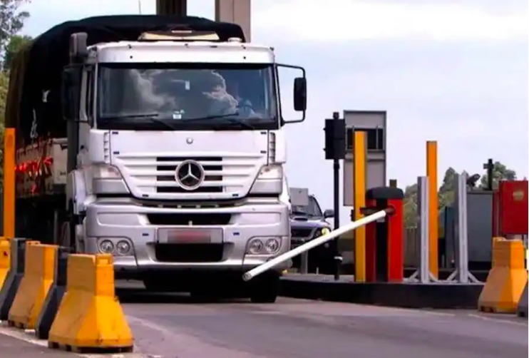 Leia mais sobre o artigo Multas por evasão de pedágio crescem 200% em São Paulo